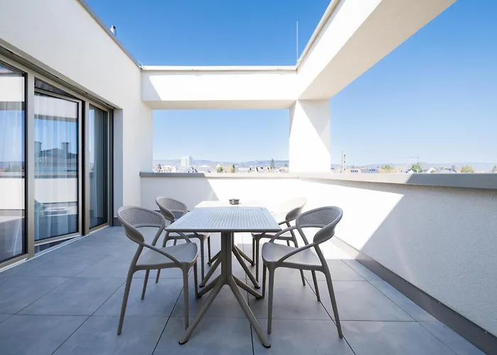 Taunus Aparthotel 3*